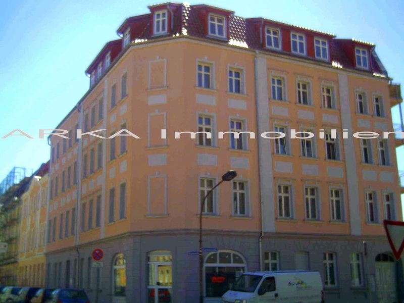 2 Zimmer mit Balkon!
